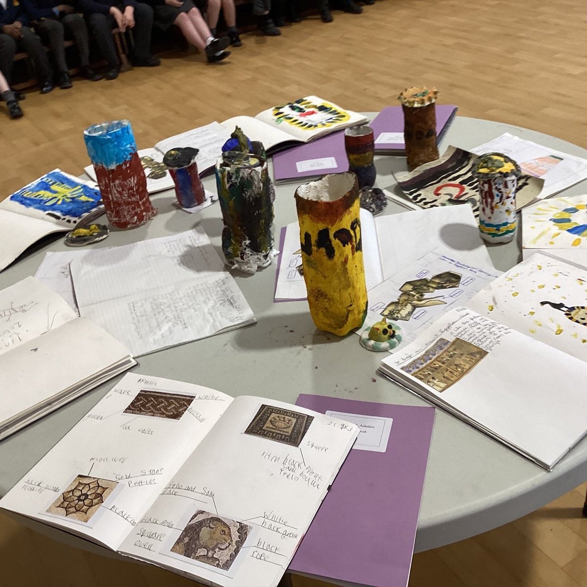 BrentPrimary's tweet photo. The children in Year 4 had a fantastic afternoon show casing their Egyptian learning from this term. Thank you to all parents that came to share their children's learning. https://t.co/Imt2N5BLz2