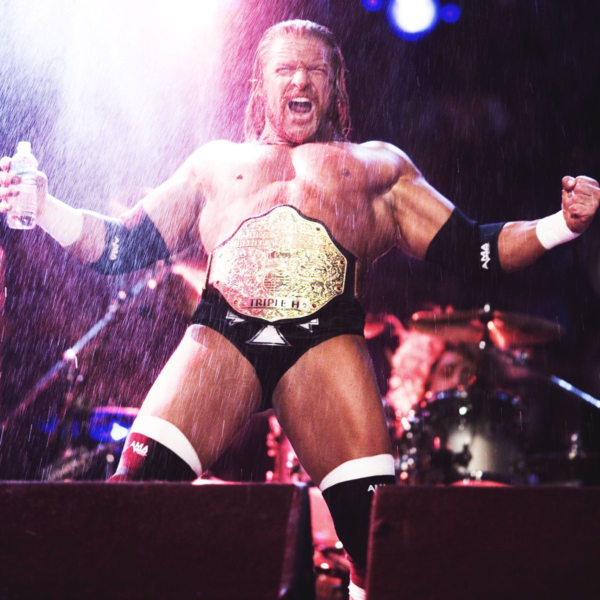BRWrestling's tweet photo. #ThankYouTripleH 👑 https://t.co/dqoIxFCKfN