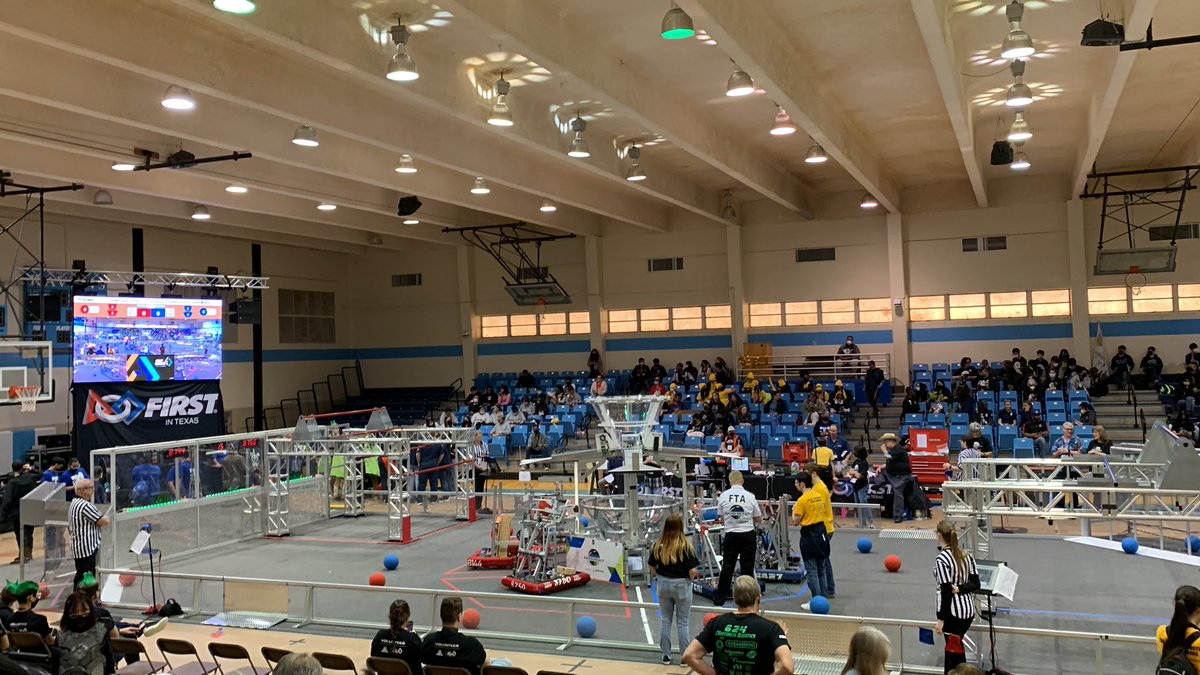 Currently rank 8 at our Pasadena competition after finishing the 2nd quals match. Wish us luck‼️