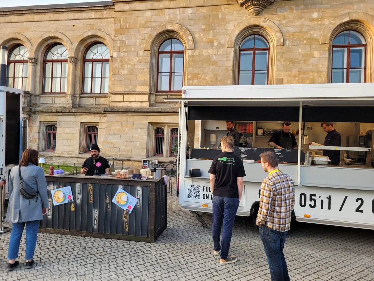 SimonL_Hom's tweet photo. Food is the Best at conferences #FJS2022 https://t.co/UVOSuffmLI