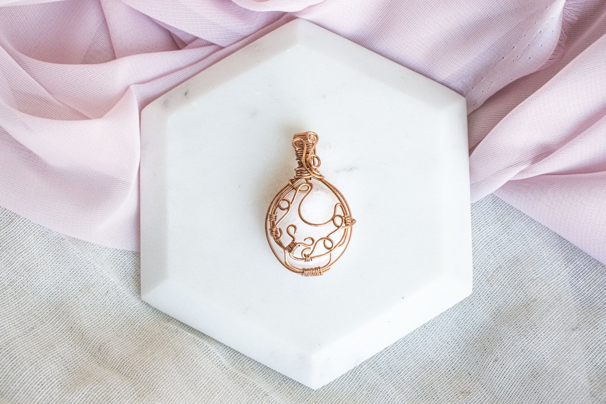 This ghost agate was perfect for a moon pendant  🌙
