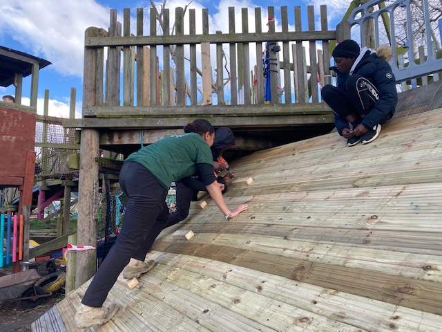 Young Hackney tweet media