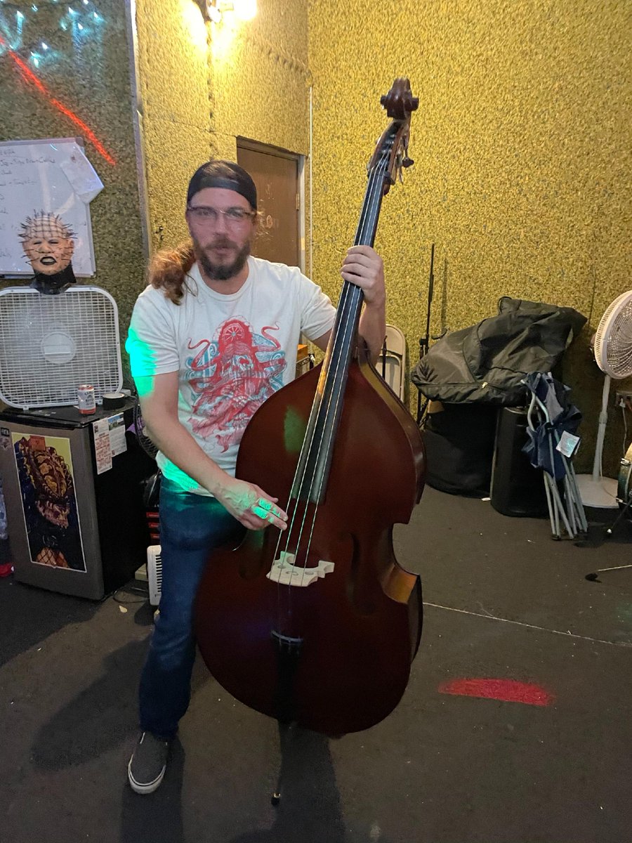 TOMORROW, FOOLS! 1810 OJEMAN!

#postrock #postrockdiscovery #postrockband #postrockmusic #postrockcommunity #postrockinstrumental #postrock_daily #postrockfans #postrock #houstonmusicscene #postmetal #stonerrock #metalgaze