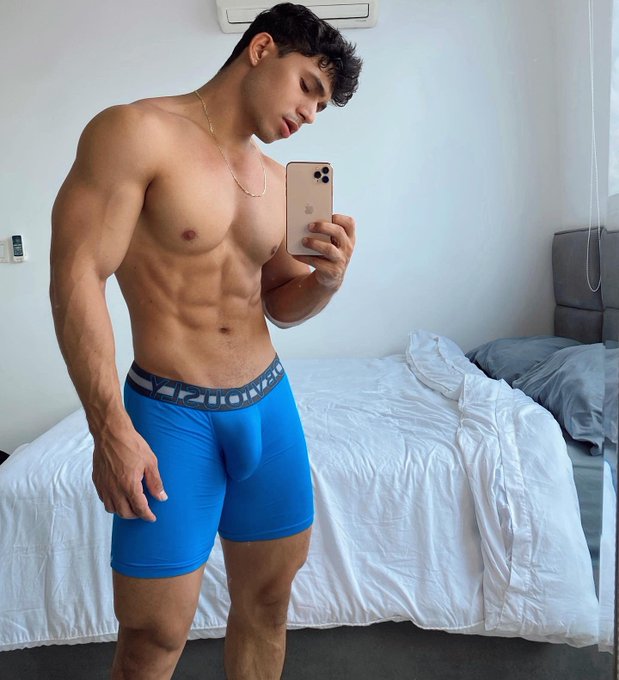 20% OFF 🍆🍆💦👇🏻 https://t.co/OohhAogG7D https://t.co/l1IInh0YFo