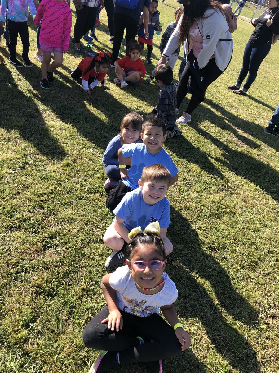 Cassandra Wolfe tweet media