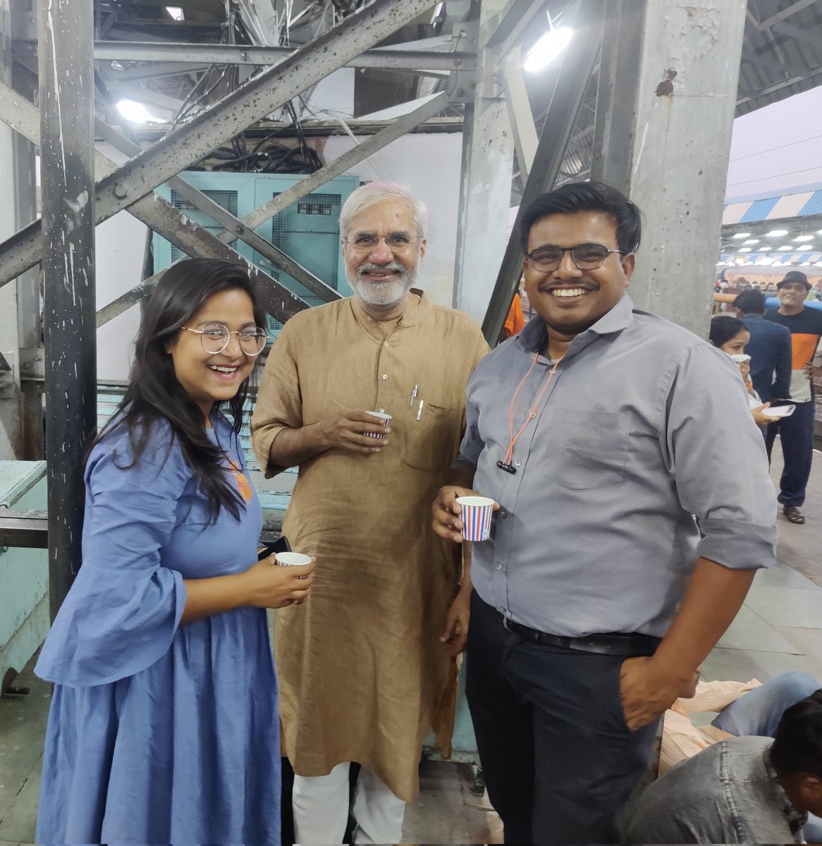 AkankshaRuby's tweet photo. मोदी जी के साथ चाय पे चर्चा ( @rahuldev2 ) https://t.co/dF9ujouQXe