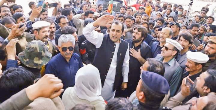 IftikharNagari1's tweet photo. First rally from Gilgit Baltistan has begun under the leadership of CM Khalid Khursheed.
#BehindYouSkipper
#PTIgilgit https://t.co/bBTH7R56EX