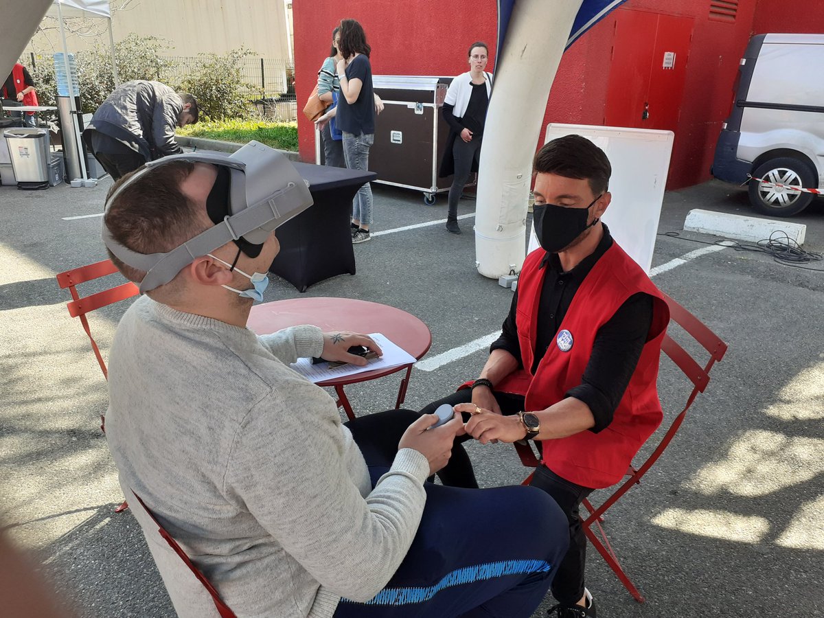 LA VALENTINE tweet media