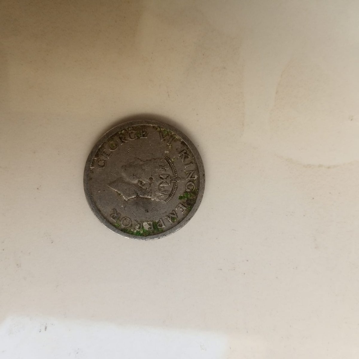 This coiny is George vi King emperor Year 1947  Indian rupees