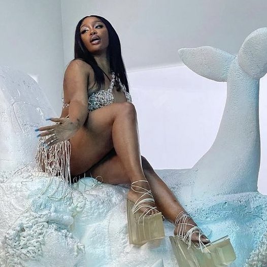 REMCTRL's tweet photo. DAMN SZA https://t.co/bhIvbAFCp9