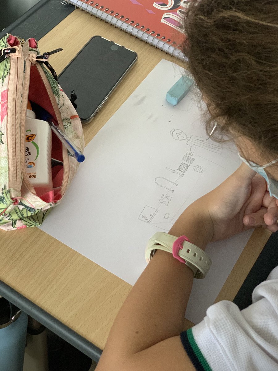 ana_perezespagn's tweet photo. Cada año este mes trabajo el tema de la mujer en la ciencia 🧪👩🏽‍🔬

👉🏼Para mi sorpresa este año el 30% de los dibujos tenían mujeres como científicas (siempre era menos del 10). Todas ellas dibujadas por niñas.

💪🏻 sin duda hay mitos y prejuicios que como sociedad estamos rompiendo https://t.co/qkWN9fNTbD