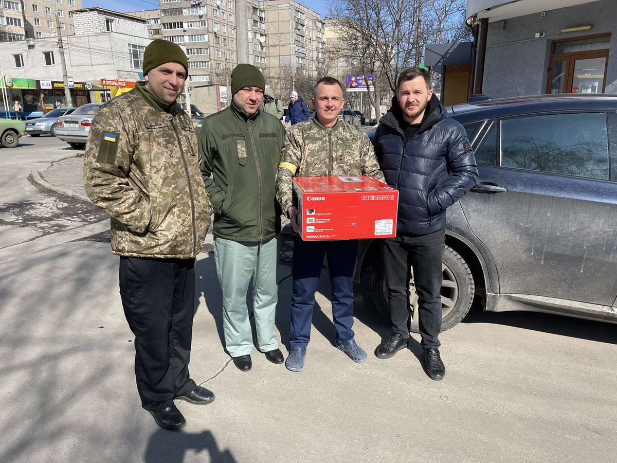 Health care workers are one of our country’s supporting pillars. We're forever grateful for that.
Ukraine’s Angels created by <a href="/ElephantsLab/">ElephantsLab 🇺🇦</a> recently visited Vinnytsia Regional Clinical Hospital of War Veterans and supported them with the needed equipment