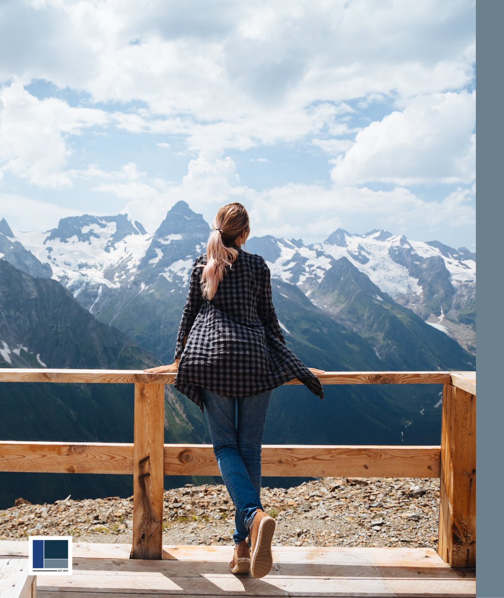 ProvidentLoanNY's tweet image. #TGIF: Are you ready for the weekend? Come to The Provident Loan Society and exchange your jewelry as collateral for a cash loan. More details: bit.ly/PROVIDENTLOANNY