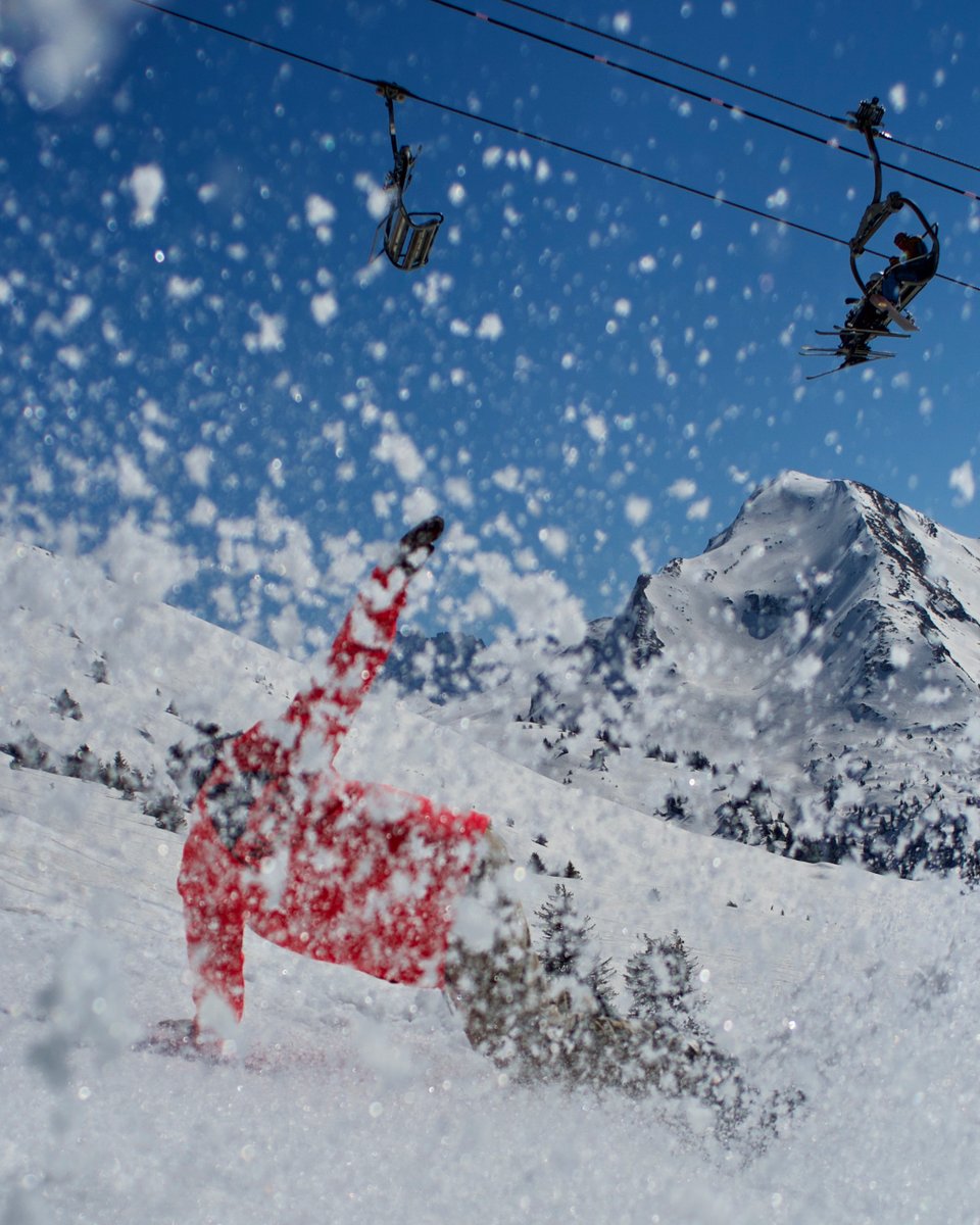 Avoriaz1800's tweet photo. Slush, soupe, souplette, granité, gros sel... Et vous, vous l'appelez comment la neige de printemps ? 😎💦
Avoriaz vous attend jusqu'au 24 Avril pour profiter du soleil et des pistes désertes! 🥳
#skideprintemps #avoriaz #springriding https://t.co/739lSP1GFV