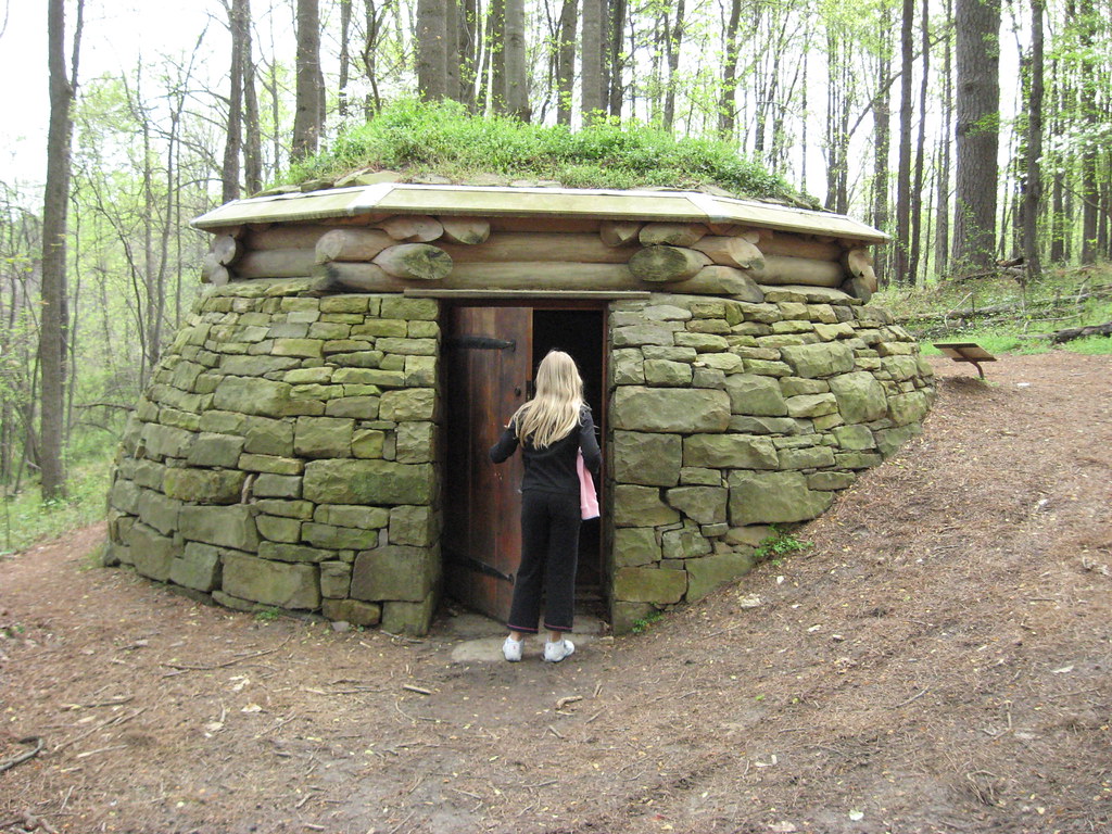 GIANT CAMERA OBSCURAS AROUND THE WORLD
'Cloud Chamber for the Trees and Sky' as it's called, in Raleigh, N.C. is a woodland Hobbit-looking 'Camera Obscura' proving that any size room can become a darkroom where images can "hang in a chamber" as Giambattista Della Porta said.