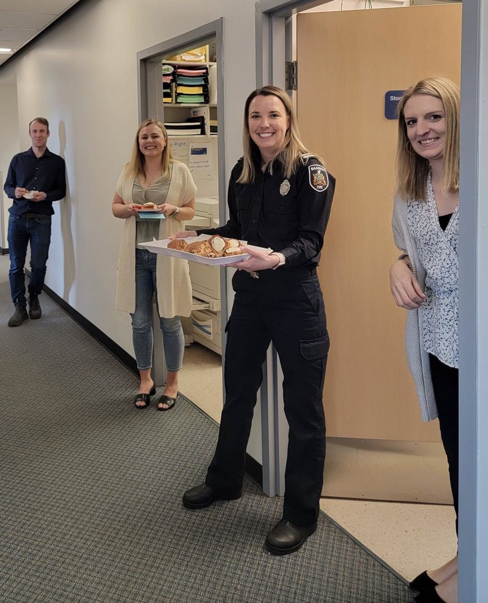 SaanichEP's tweet photo. More birthdays, more treats at @SaanichFire! Happy Birthday to our very own Emergency Program Secretary (&amp; ESS volunteer) @pmarshall_ 🥳🌷 https://t.co/UvxZMmvmKy