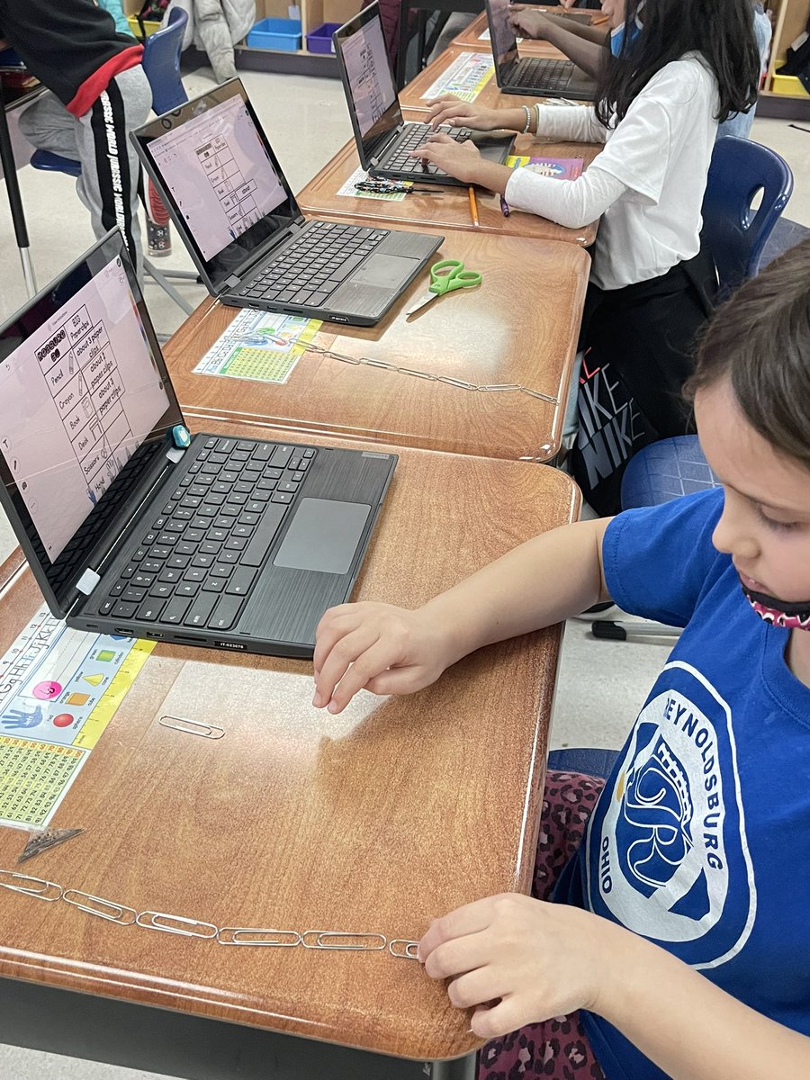 MrsHutsonsClass's tweet image. An afternoon of Nonstandard Measurement 📎 📎 @Seesaw #MathMattersToo with my Second Graders today @RoseHill43068.