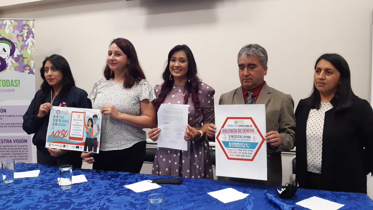 FundacionEsquel's tweet photo. En el marco de la @SpotlightAmLat  se desarrolló rueda de prensa por el cierre del proyecto "Socio Transportistas" con el fin de firmar una carta compromiso de intervención en casos de violencia en unidades de transporte de la Coop. Javier Loyola #SOFAMI #Killa #PAQARINA #Azogues https://t.co/5NfEjJhH3Q
