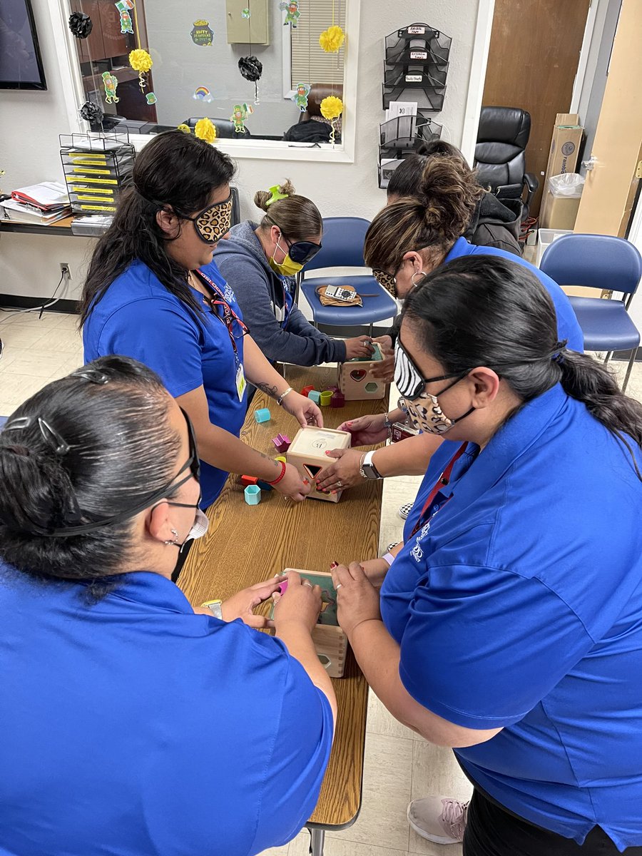 EISD_Transport's tweet photo. Shifting perspective takes work and it has to be attainable! Shout out to our staff who had fun planting and building growth mindsets! #ThePowerofYet #ItsNotAboutMe #FromMeToWe #MeetingExpectations #RaisingThrBar @DrH_OnTheEdge @EISDofSA https://t.co/2OAXhxnvpC