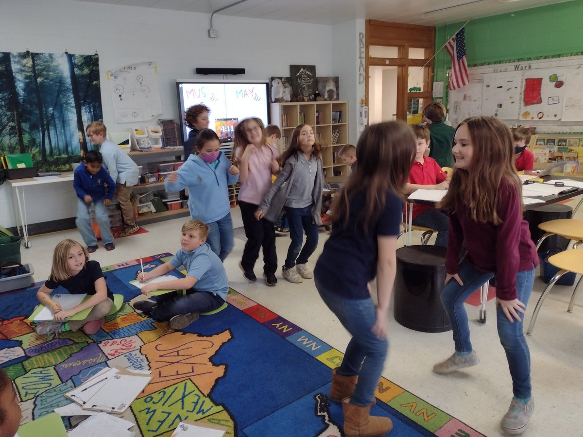 Hive12BMSA's tweet photo. Sometimes you just need to dance it out! #ourBMSA #realinRio #almostspringbreak https://t.co/kwvVt0hKRb