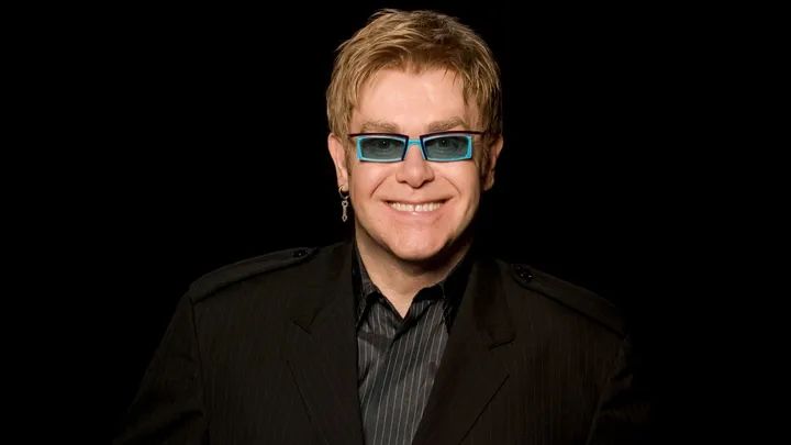 estacionrockson's tweet photo. Felices 75 años Sir Elton John. Este 25 de marzo. @estacionrockson @eltonofficial @eltonjohn_esp @eltonjohnWOTD https://t.co/2pNW80wwhu