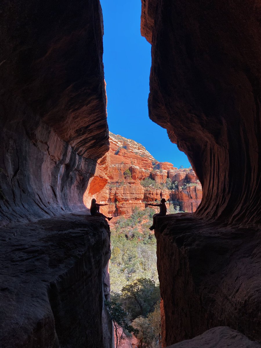 wanderwithjandj's tweet photo. made a twitter for our travels 🚐🦋✈️

follow us while we see the world 💜

📍subway cave — sedona, az
📍some random rock formation close to the arizona border 
📍verde hot springs — camp verde, az
📍baker beach — san francisco, ca 

☺️ https://t.co/Pc4f1ovSwJ