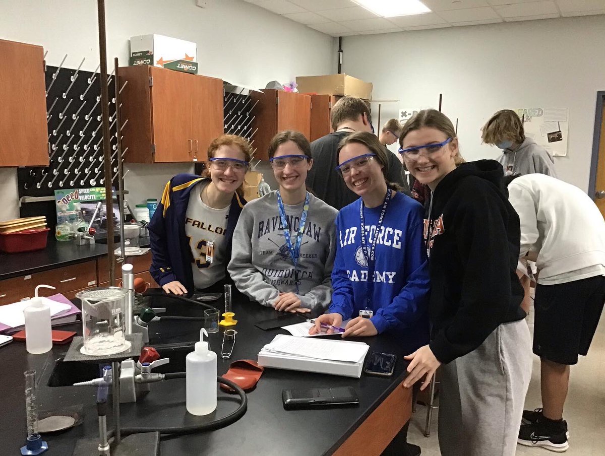 DoDEA_OTHS's tweet photo. Honors Chemistry students are exploring #colligativeproperties in the lab. #oths #dodeagrants #scienceisfun https://t.co/3NtwSQ9Ezs