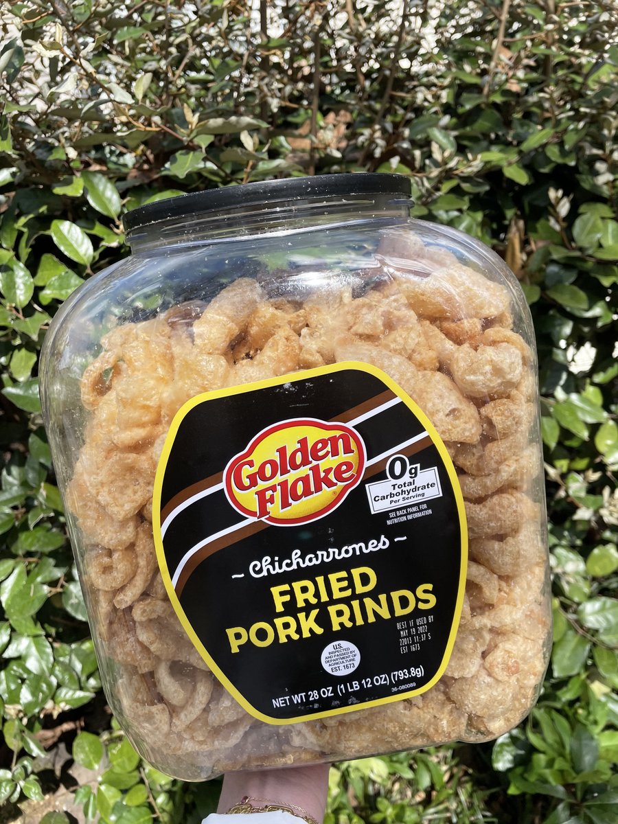 Golden_Flake's tweet photo. When a bag isn’t big enough 💫 follow the link to buy yours now: https://t.co/QBOYsiwfZ9 https://t.co/GCk65xFqYq