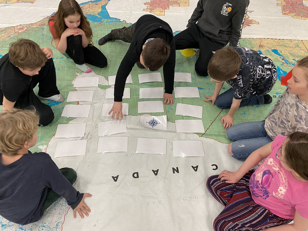 MrsKannekens's tweet photo. Day 7 morning with @CanGeoEdu #GiantCanadaMap from @NBSchoolPRSD8 - the smallest school in @PrairieRoseSD8 

Truly a “gym-sized” floor map https://t.co/yJGQGpDg1R