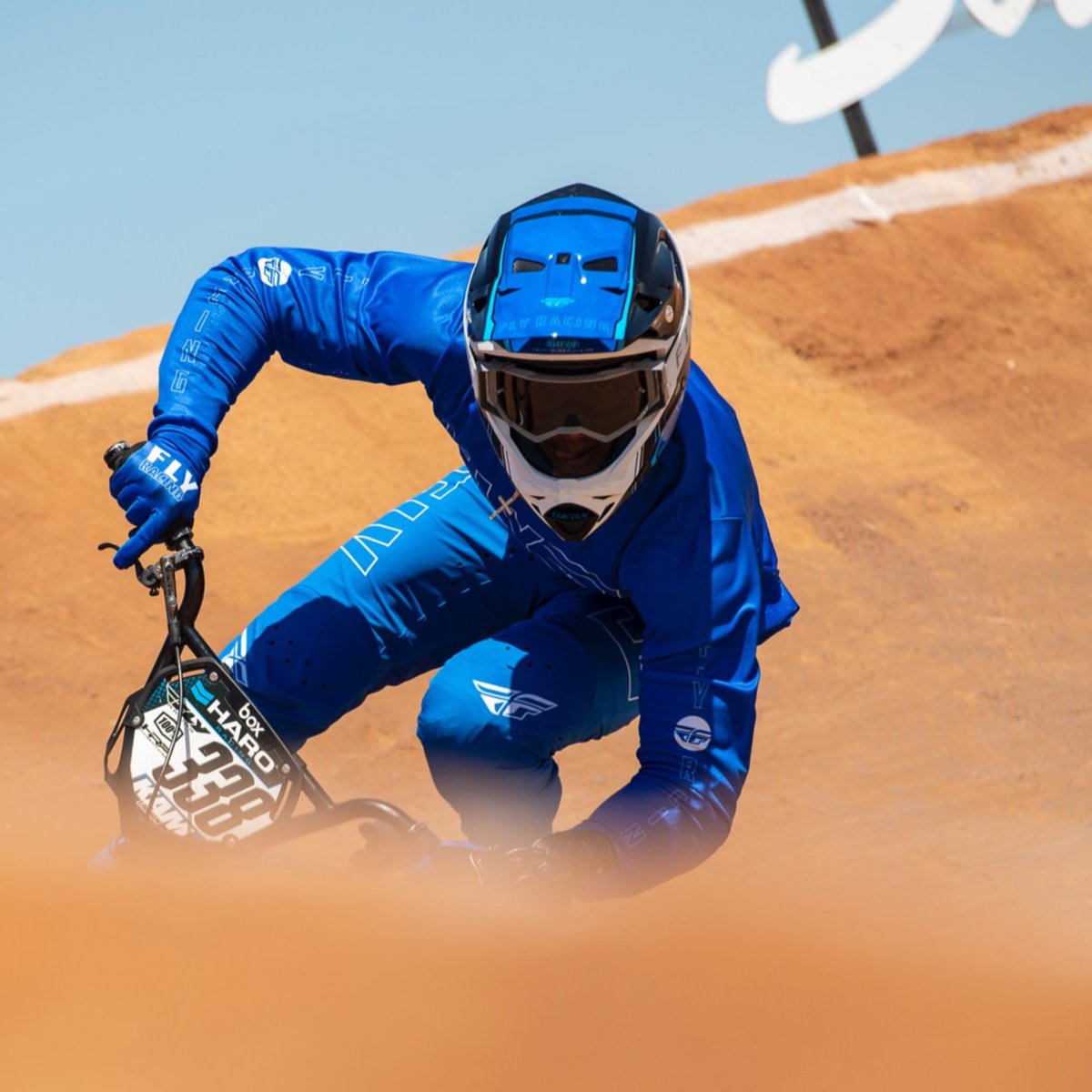 FlyRacingBike's tweet image. Stay locked in the Zone with the Zone Pro Goggle from FLY Racing 
#FLYRacingBike #FLYRacing #FLYRacingFamily #FLYRacing2022 #Bike #ride #bikelife #bmxrace #bmxracing #bmxbikes #bmxisfun #bmxlife #bikes #bmx4life #bmxlifestyle #bmxbike #bmxfamily #ridebmx