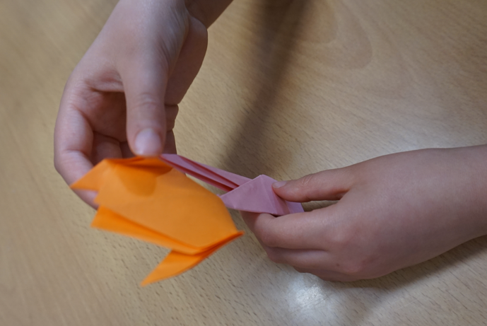 GreatLinfordPri's tweet photo. Year 3 loved this afternoon's origami art. Spring flowers being replicated in paper form. 

#springflowers #art https://t.co/a8csSixt6d