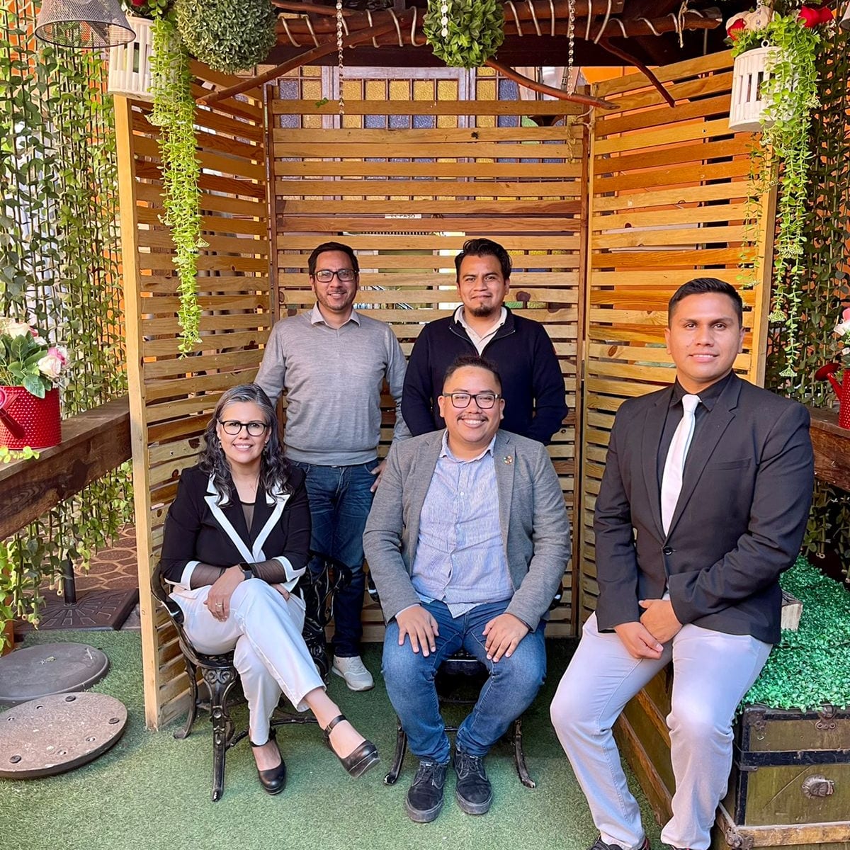 PabloQuinones's tweet photo. En Saltillo, Coahuila junto a la @UAdeC presenté el trabajo de educación para los derechos humanos en jovenes que hemos realizado en @JornadaDh por casi 10 años.

Pronto iniciaremos nuestro programa Misión Resistencia en esta parte de México. https://t.co/pKAQqL1YX2