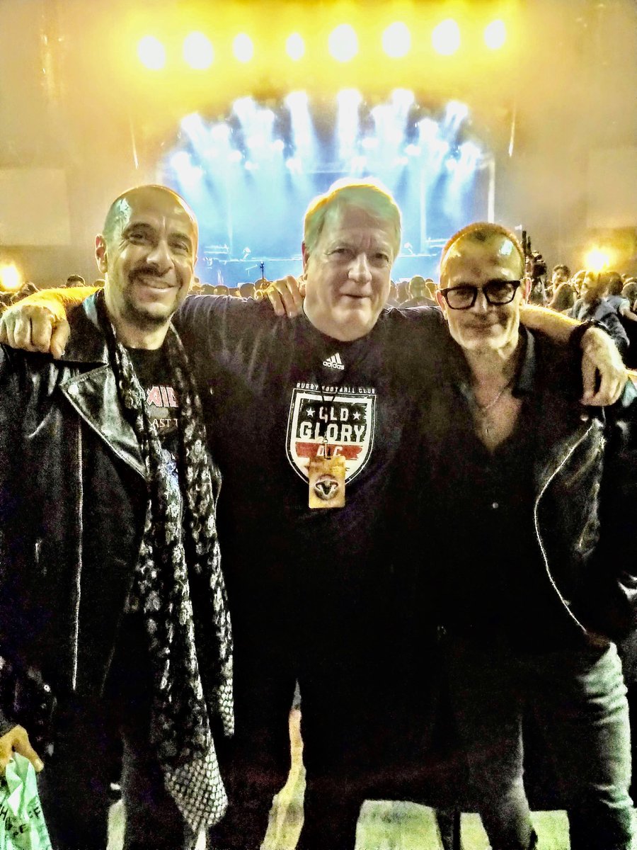 ZuckyConri's tweet photo. #flashbackfriday2019 viendo a β¦@IronMaidenβ© con un brother π€πΌπ€πΌπ€πΌπ€πΌπ€πΌπ€πΌπ€πΌβ€οΈβ€οΈβ€οΈ #rodsmallwood https://t.co/1vK7E92mIy