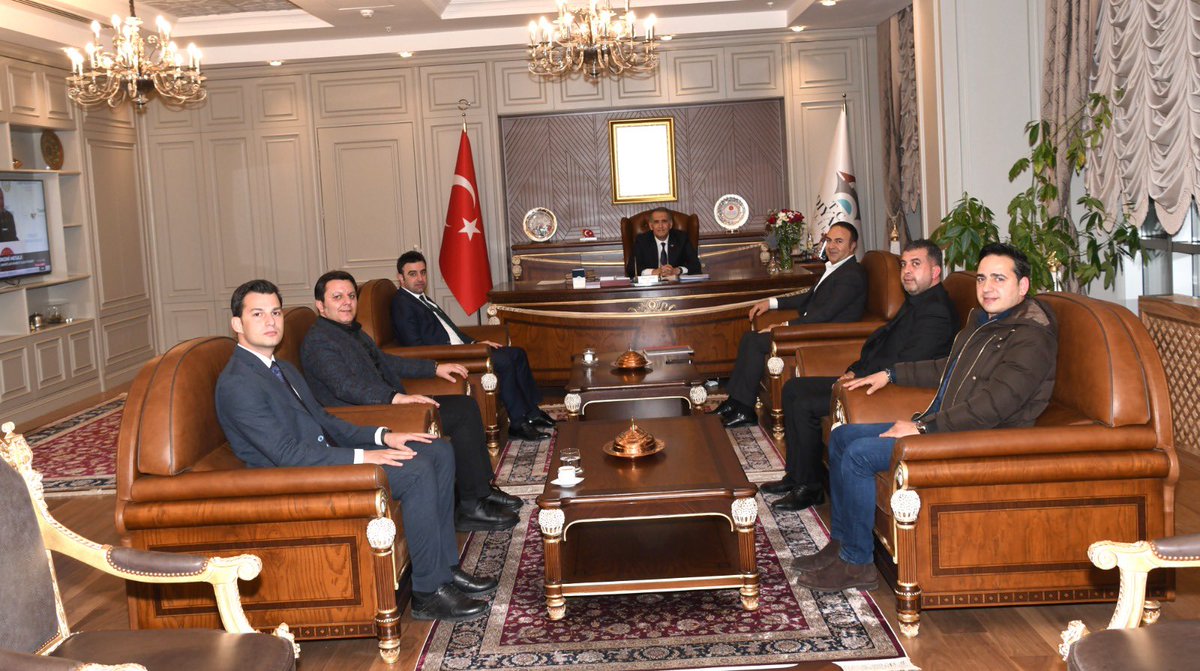 osmanyasarcom's tweet photo. Adıyaman’mızın Turizmini geliştirmek için, Adıyaman Valimiz Sayın Mahmut ÇUHADAR ve Kahta Kaymakamımız Sayın Selami KORKUTATA’yı ziyarette bulunduk. @mahmutcuhadar4 @selamikorkutata @adiyamangovtr @tckahtagovtr @onadoyumolmaz https://t.co/2vvKAbGxfQ