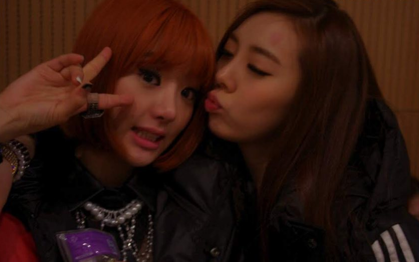 bitnazone's tweet photo. ashley shared "new" ladies code pics on ig 🫂 https://t.co/RogucBSEXs