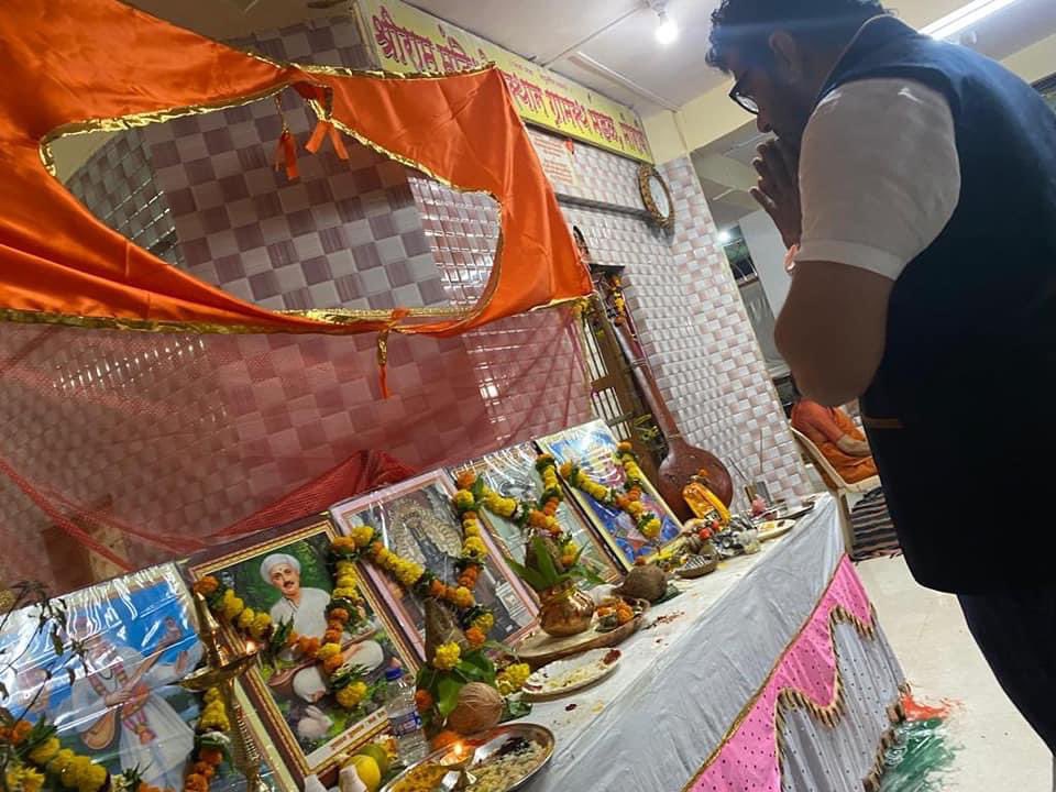 RMPATILSPEAKS's tweet photo. मोरावे येथे श्री संत तुकोबाराय गाथा संगीत पारायण मंडळ आयोजित हरिनाम सोहळ्याला मुंबई(महाराष्ट्र राज्य) कृषी उत्पन्न बाजार समितीचे संचालक भाई राजेंद्र महादेव पाटील उपस्थित होते, यावेळी ग्रामस्थ मंडळ व आयोजक श्री.शंकर पाटील यांच्या वतीने भाई राजेंद्र पाटील यांचा सन्मान करण्यात आला. https://t.co/VYFamEXqog