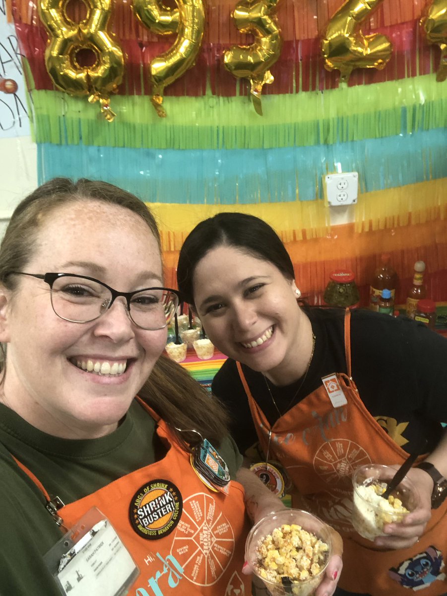 Sarahpat81's tweet photo. Welcome to our Fiesta!!!! Success Share party time!!! #6948highflyers. Elote day!!! @judes0401 @CrystalP6948 @KyleRKennedy5 @RomanC072128 https://t.co/fAWLacfDCD