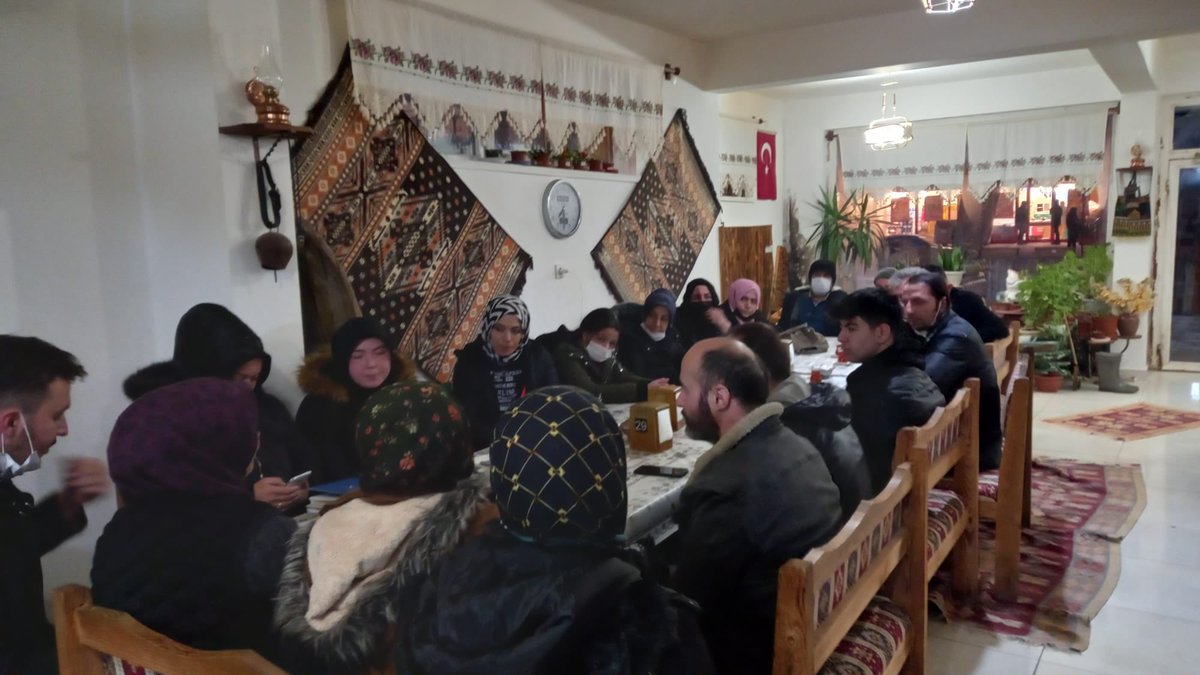 besikkayama's tweet photo. @besikkayama olarak haftalık olağan grup toplantımızı yönetim kurulu üyelerimiz mahalle başkanımız mahalle birim başkanlarımızla birlikte istişare ederek gerçekleştirdik..
@RTErdogan 
@hakanhanozcan 
@Fatih__Bildik 
@akaltindag https://t.co/75CSvhvaFJ