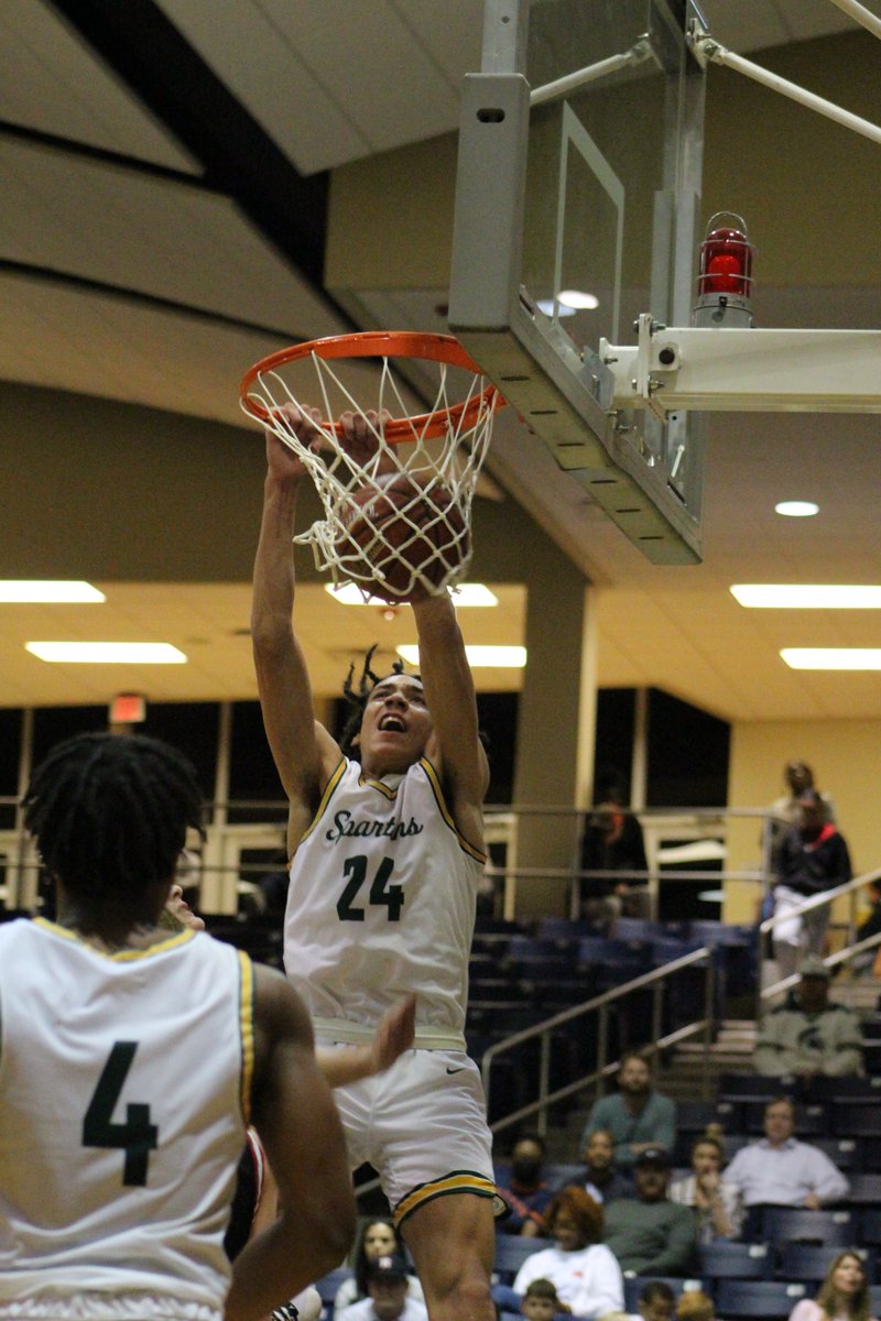 Congratulations to <a href="/keanu_28/">Keanu Dawes</a> for being voted Team MVP by his teammates. He was also recognized on the All-Region Team! #StratfordWay