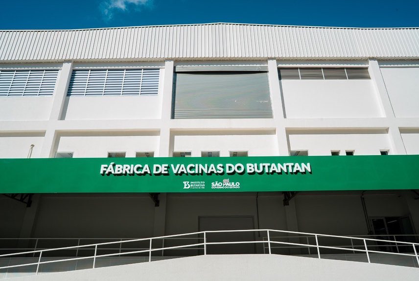 ComunitasBR's tweet photo. Algumas fotos da entrega da Fábrica de Vacinas 💉💙

📸 Comunicação Butantan https://t.co/toH7mFHIV7