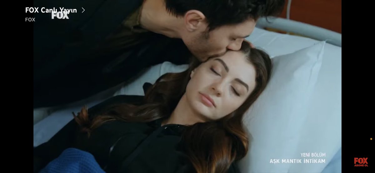 TurkishSeries00's tweet image. #sensizolmaz #AskMantıkİntikam #ErZan but how cute it is 🥺😭