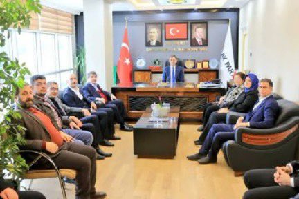 abdkirikci's tweet photo. Ak Parti 22. 23. ve 24. Dönem Manisa Milletvekili, (2007-2012) AK Parti Genel Başkan Yardımcısı ve Yerel Yönetimler Başkanı @H_Tanriverdi İl Başkanlığımızda bizleri ziyaret ettiler. Nazik ziyaretlerinden dolayı kendilerine teşekkür ediyorum. 
@erkankandemir https://t.co/ezZWJqaTti