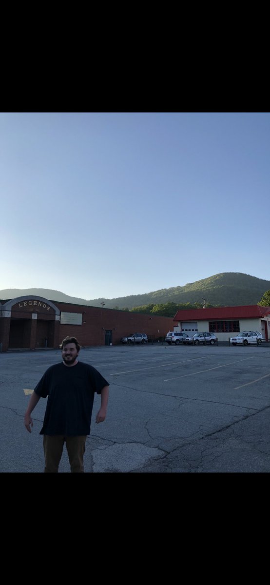 fourmajor7's tweet image. Self-Help is coming back to Boone to perform a ritualistic sacrifice on stage at legends! come hang out it should be fun and low key and not scary