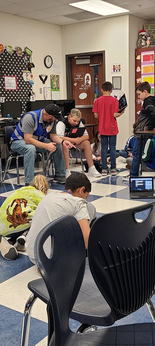 BH_ESS_C3AMPS tweet media