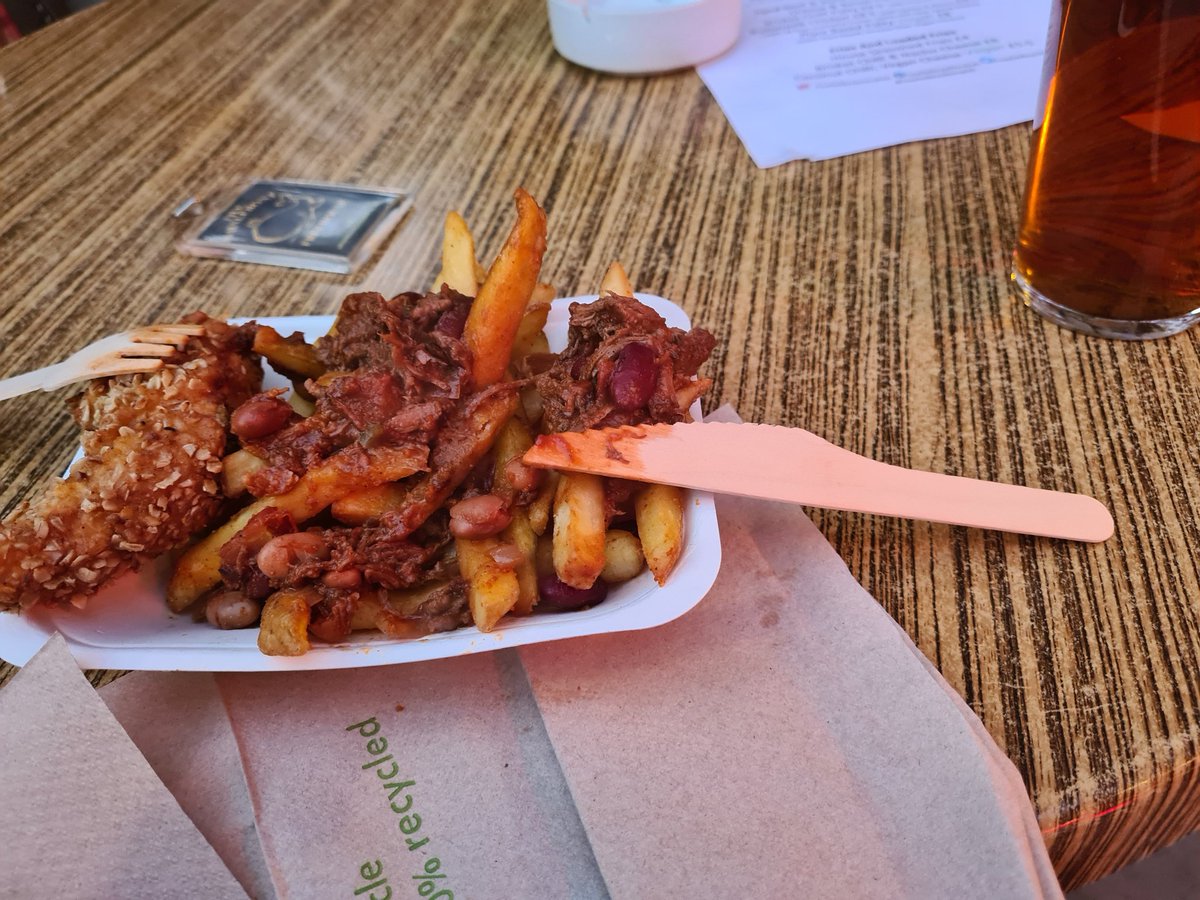 jen de Polo tweet media