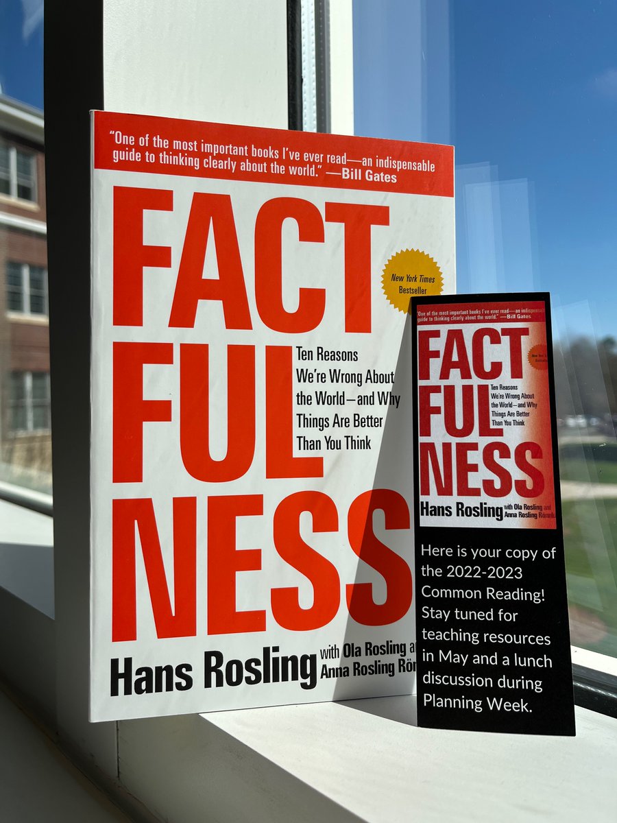 Check your mailboxes, Elon faculty and staff! The first shipment of the 2022-2023 Common Reading is on its way! Happy reading. 📚 (There is still time to request! Fill out this brief form to request your copy: forms.gle/a1ctkjrjSG1e4p…)