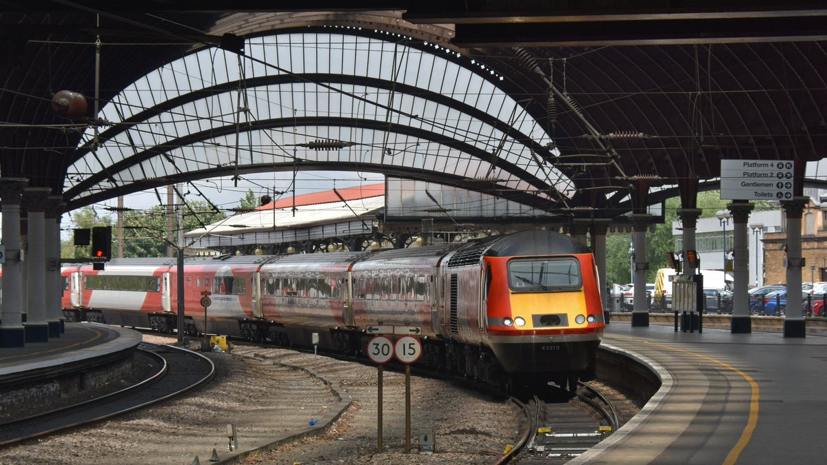 LNER's tweet photo. ✨ Core memory unlocked: You remember slamming the doors shut on these beauties and knew it was time to go home for the weekend ✨ https://t.co/oRXDGGo04V
