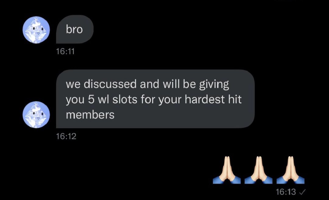 DeadNFTProject's tweet image. Imagine losing your NFTs  in the MaisonGhost hack and on top of that being offered a WL spot as a consolation prize 💀