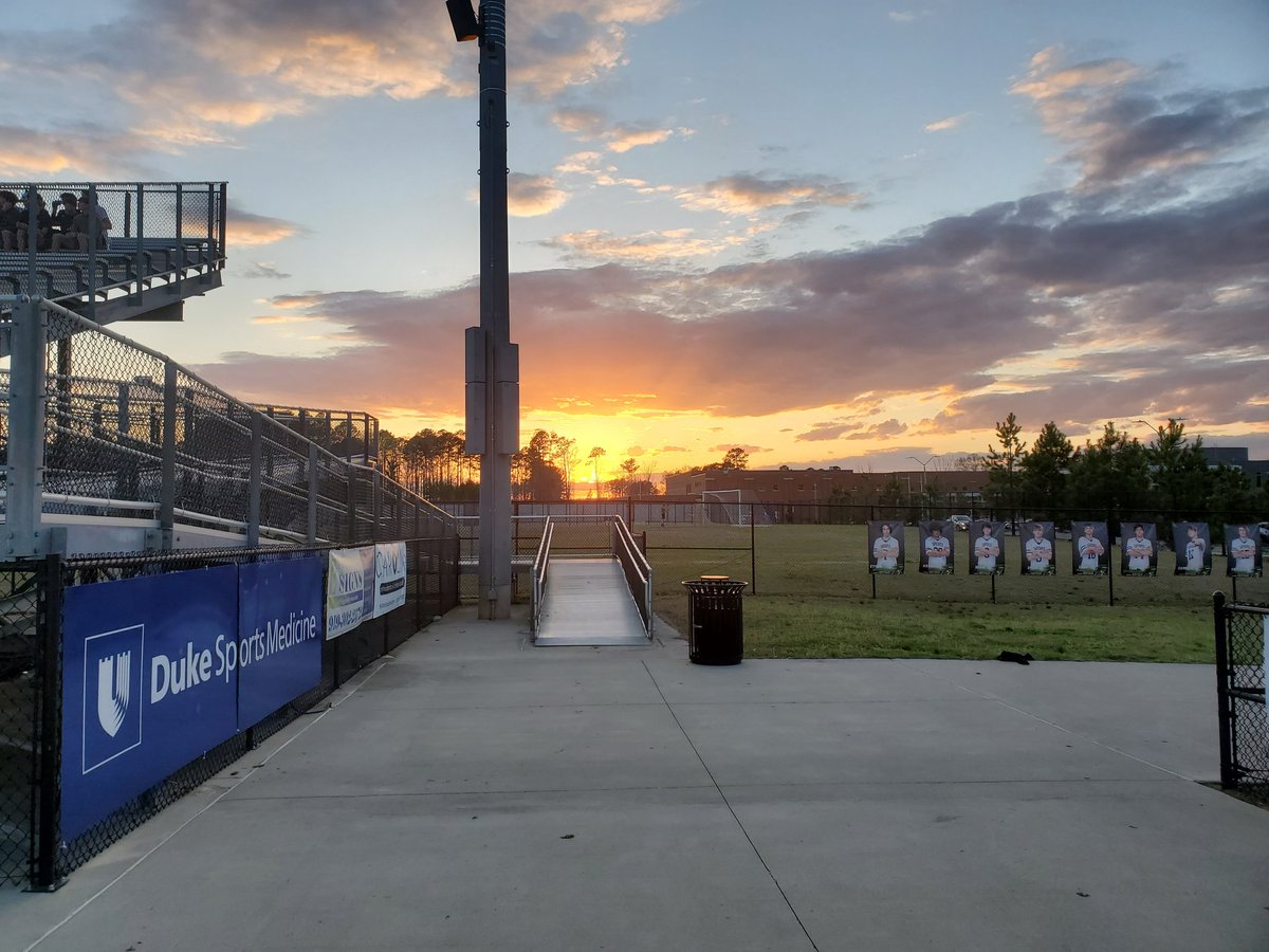 Mr_Viens's tweet photo. Good night for some spring sports here at #TheSwamp. @GreenLevelHigh https://t.co/cQI3Owk4gg