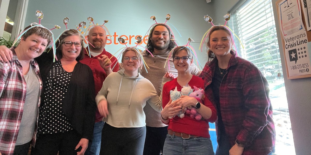 EasterSealsOr's tweet photo. Our Portland veteran housing team clearly has that #FridayFeeling. How are you closing out the week on a positive note, this sunny Friday? 🦄 https://t.co/St3YldGZjC